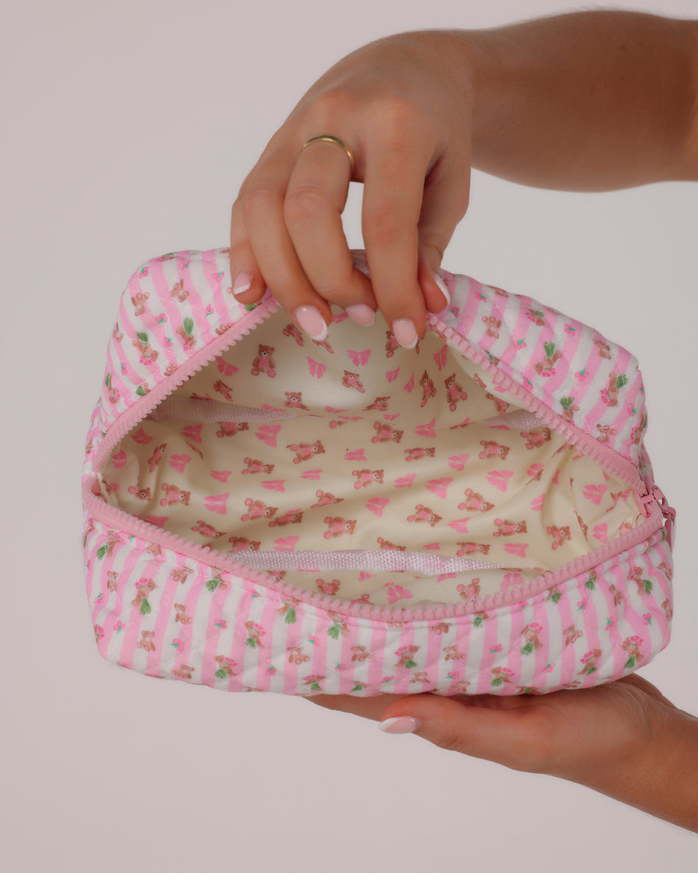 QUILTED POUCH - POSY